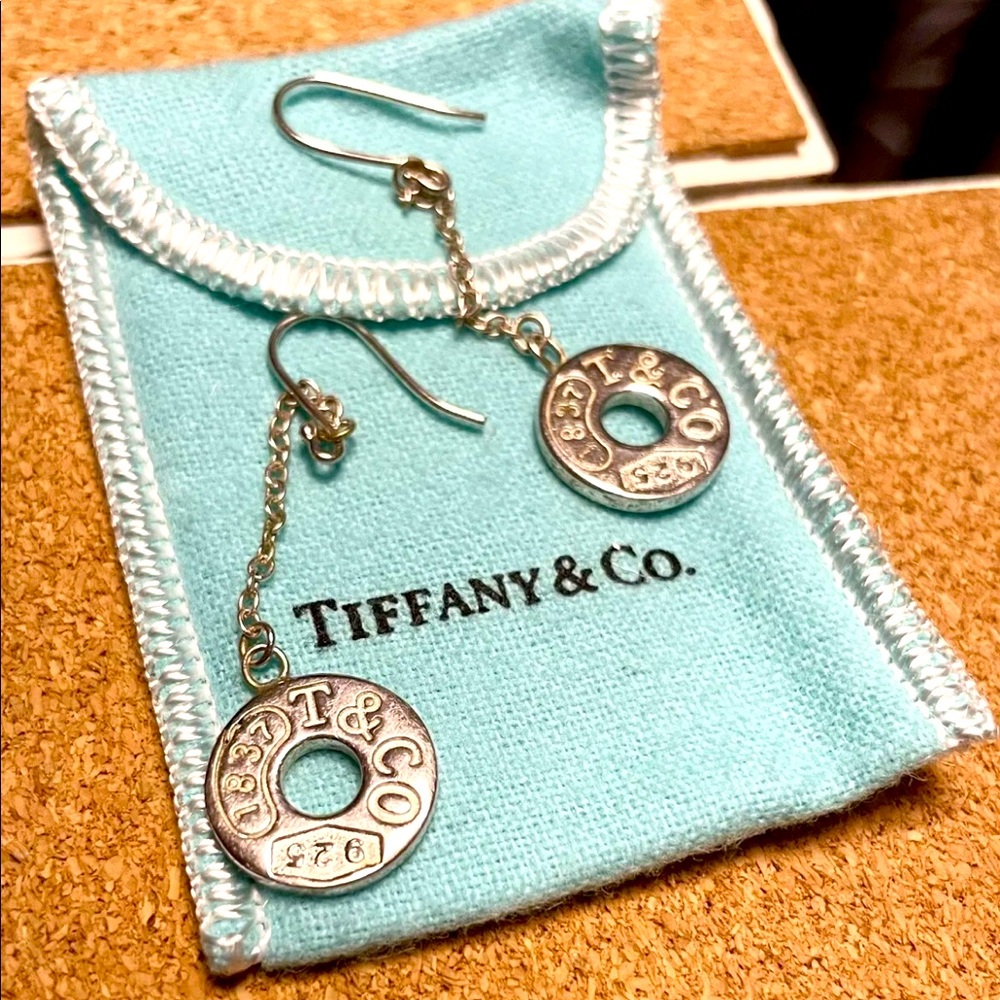 Vintage Tiffany & Co. Round Stamped Drop Earrings. Chain detail, French hooks.